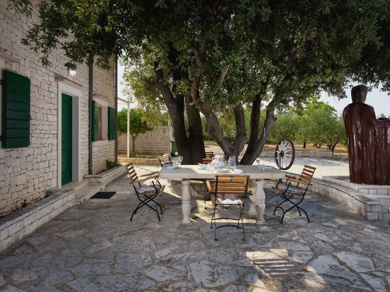 Villa Dubrava Tranquil Retreat Nestled In An Olive Grove For Serene Escapes Pucisca Luaran gambar